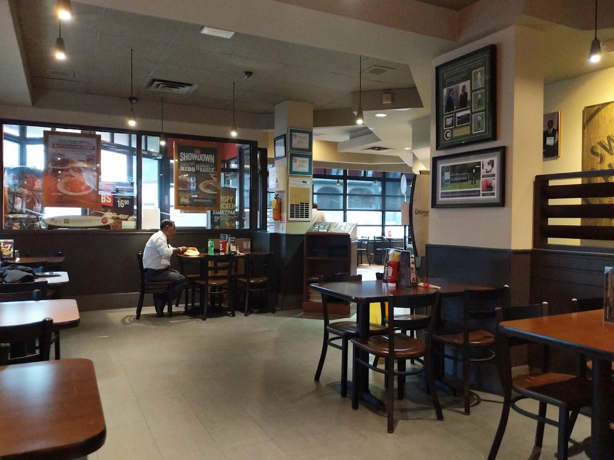 Vibe, Swiss Chalet