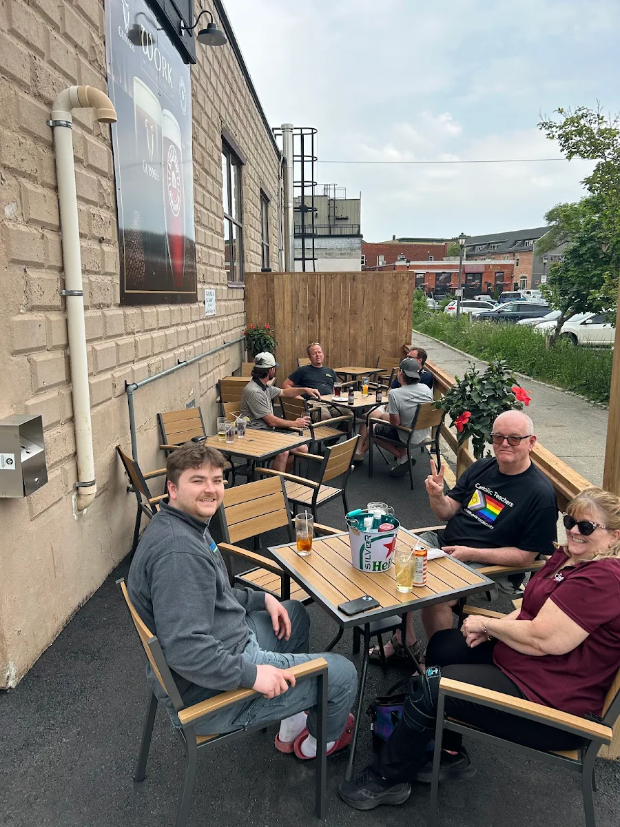 Vibe, Work Pub & Eatery