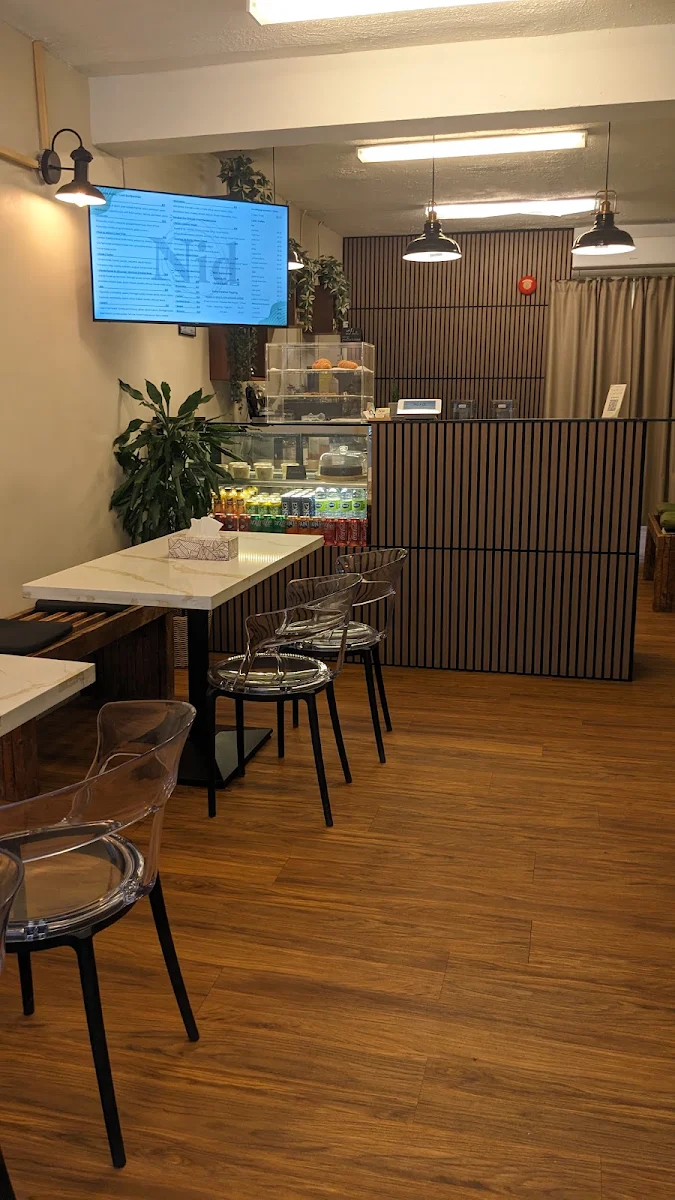 Vibe, Nid Café