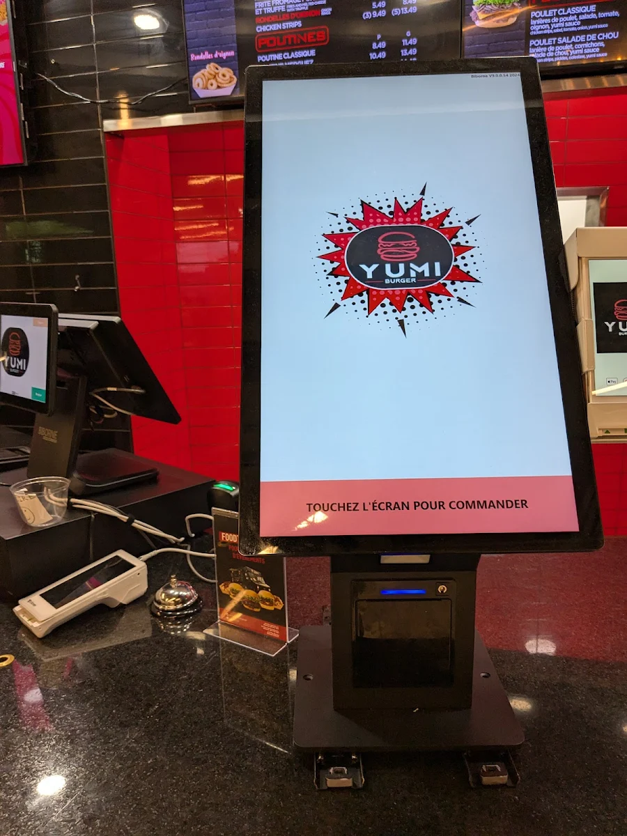 Menu, Yumi Burger - Carrefour Industrielle Alliance