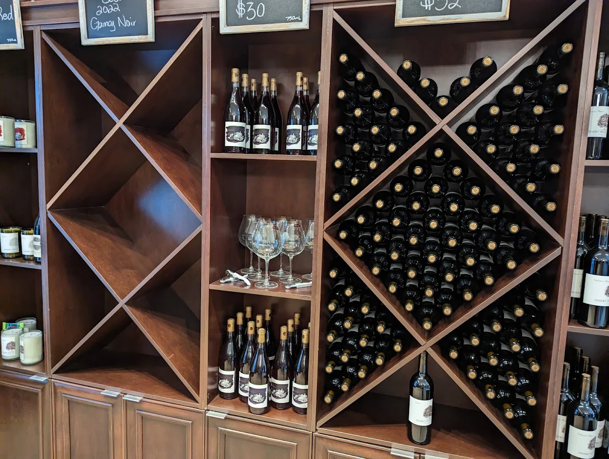 Vibe, Le Bistro at Domaine Artema