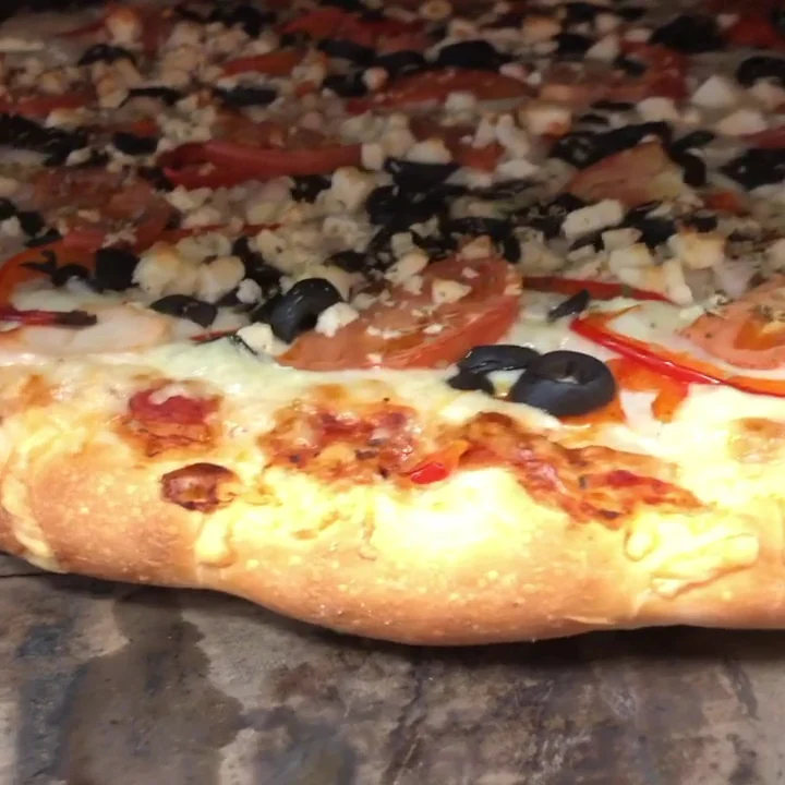 Food & drink, Original Willy's Pizza
