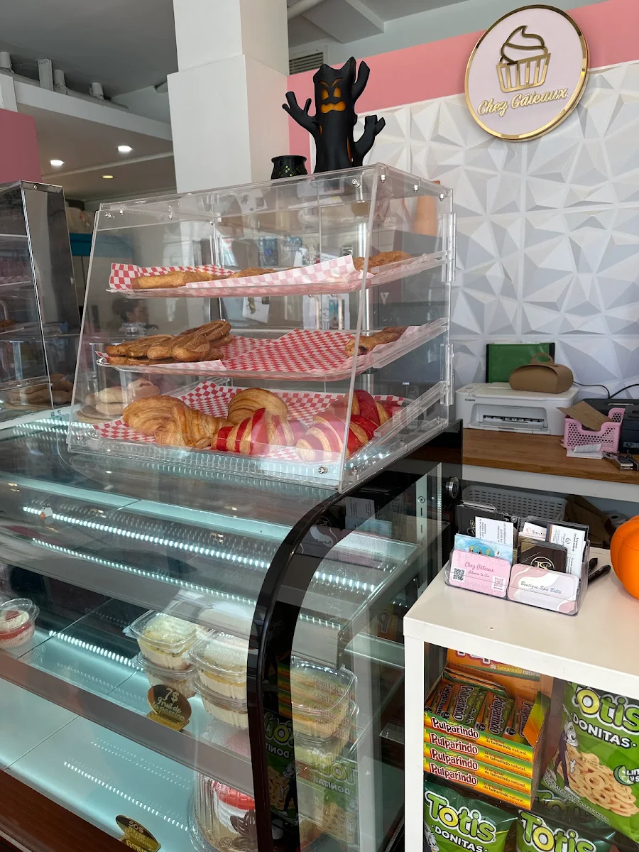 Vibe, Chez Gâteaux