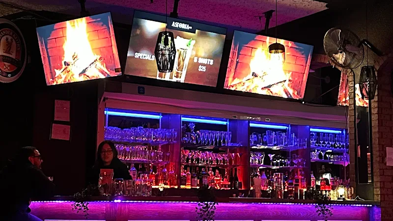 Astoria Pub