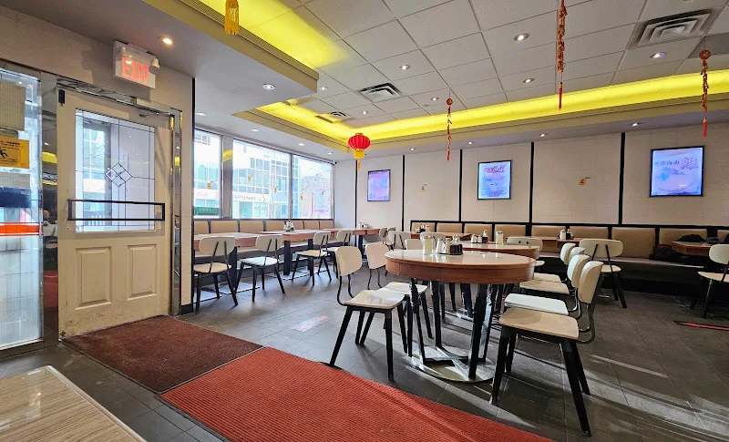 Calgary Court Restaurant | Chinese