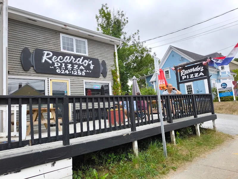 Recardo's Pizza