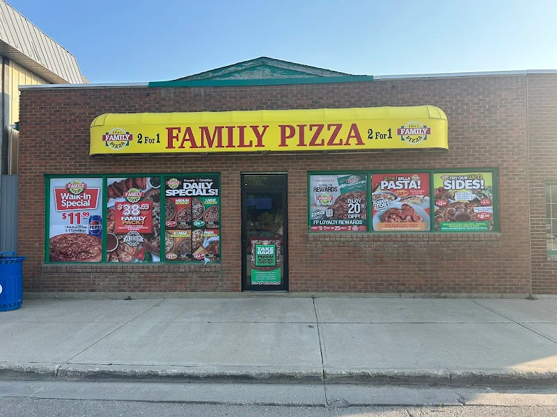 2 for 1 Family Pizza 🍕 Dauphin