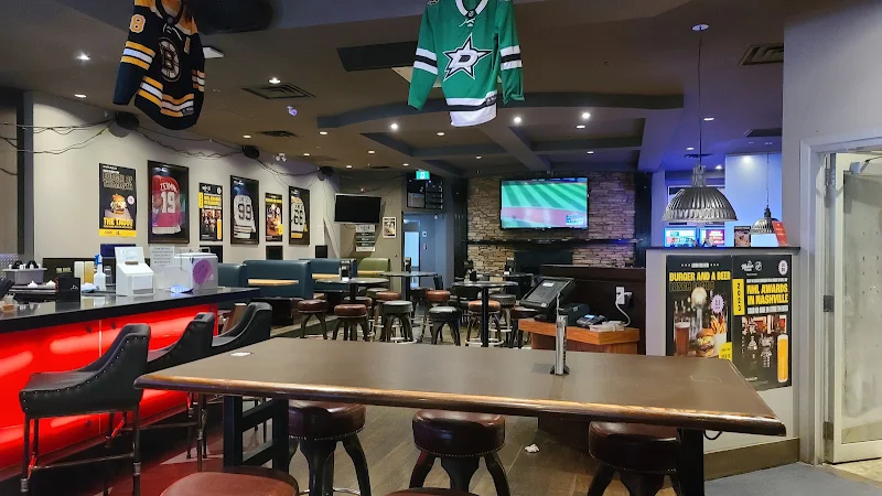 Shark Club Sports Bar & Grill