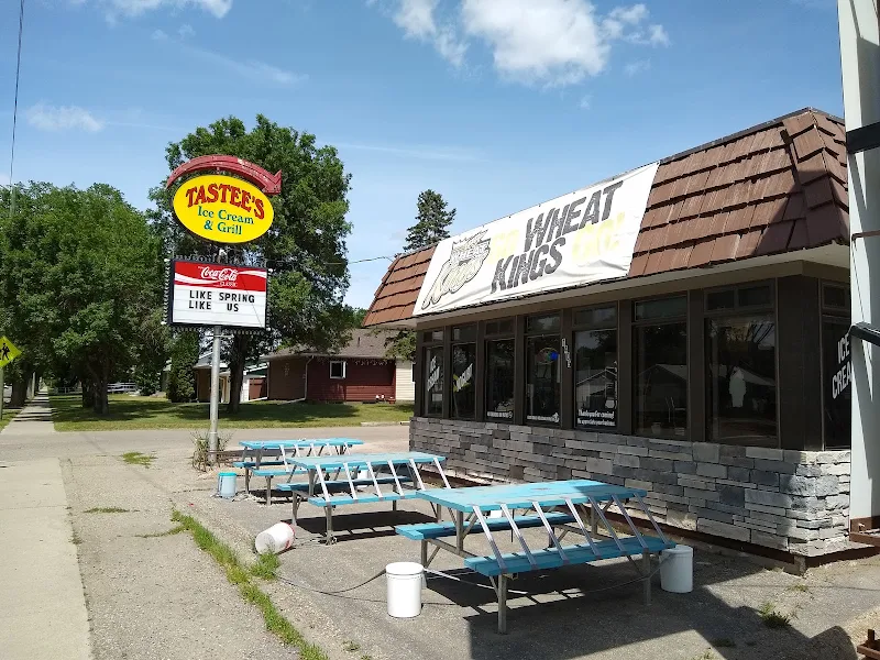 Tastee's Ice Cream & Grill