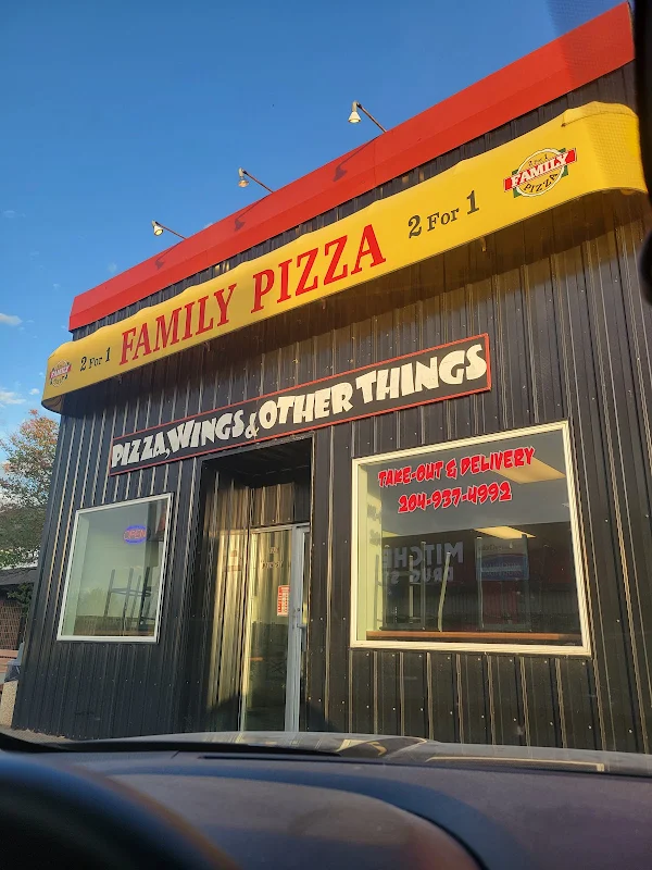 2 for 1 Family Pizza 🍕 Roblin