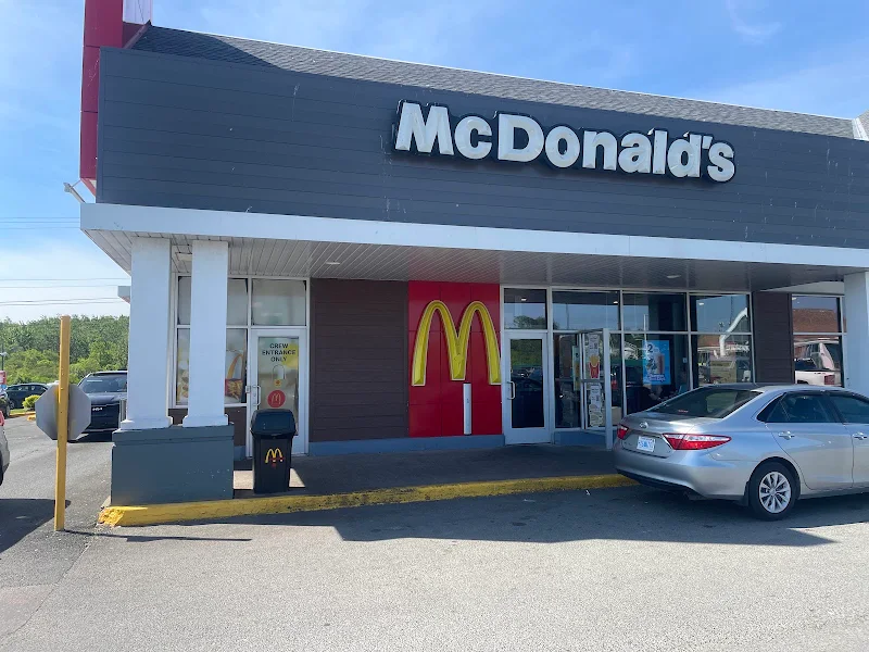 Golden McFlurry [400.0 Cals]