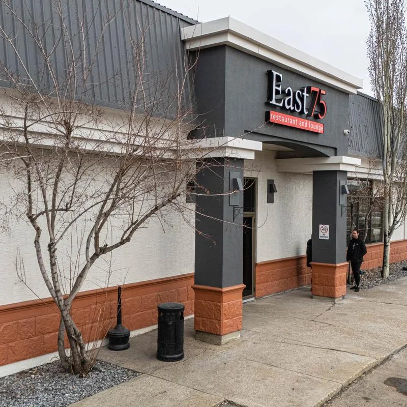 East 75 Restaurant and Lounge
