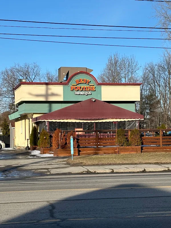 Restaurant Rest-Poutine