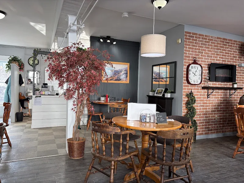 Myrtle & Rosie's Café