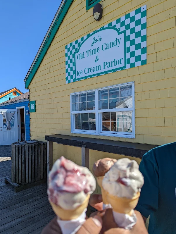 Jo's Candy Shop