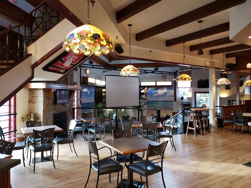 Jolly Mac's Pub & Liquor Store