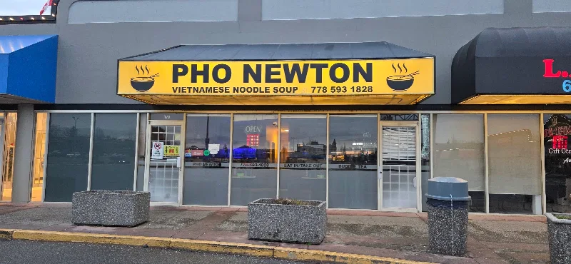 Pho Newton