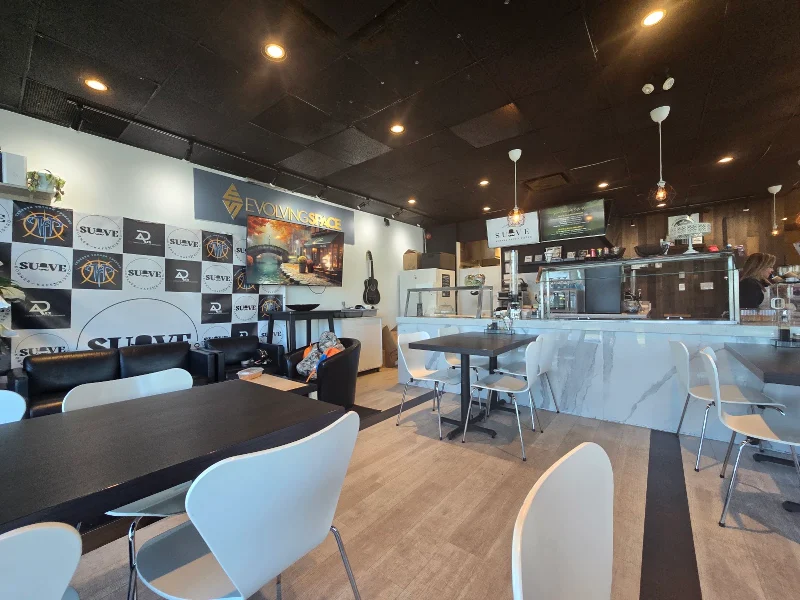 Suave Korner Kafe X Bistro