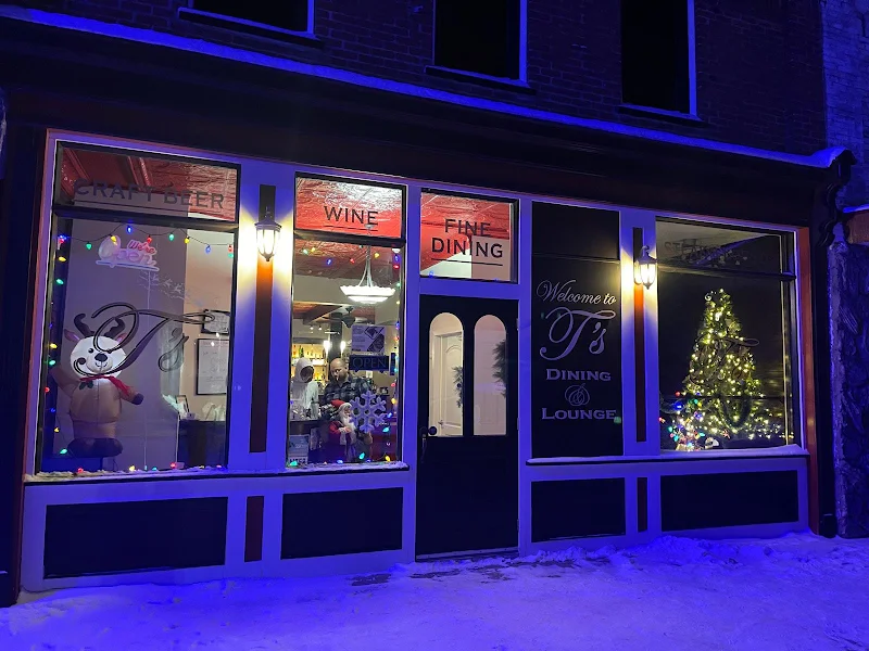 T's Dining & Lounge