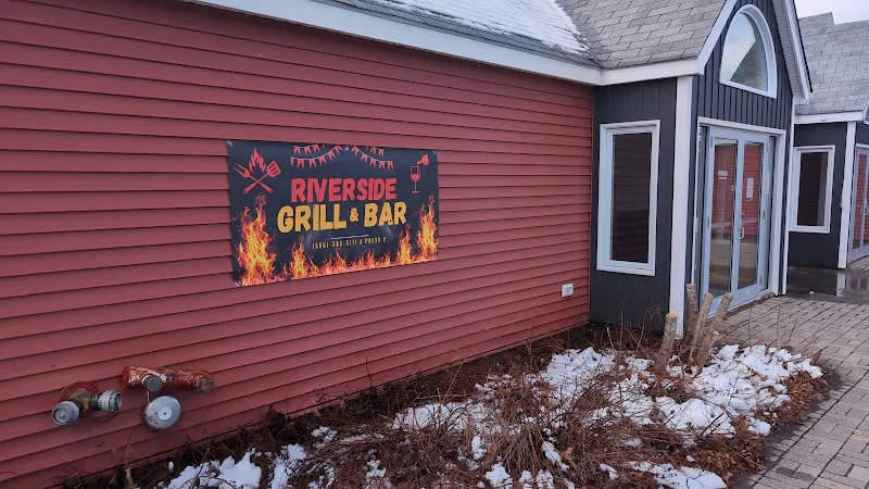 Riverside Grill & Bar