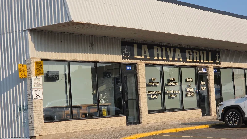 La Riva Grill