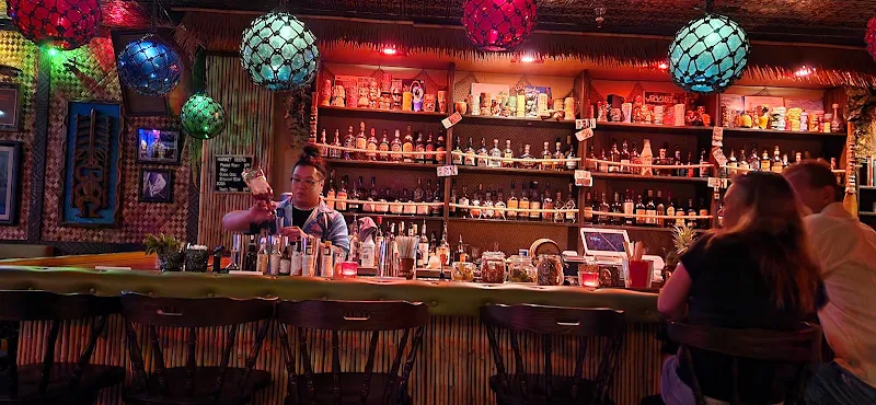 Honi Honi Tiki Lounge