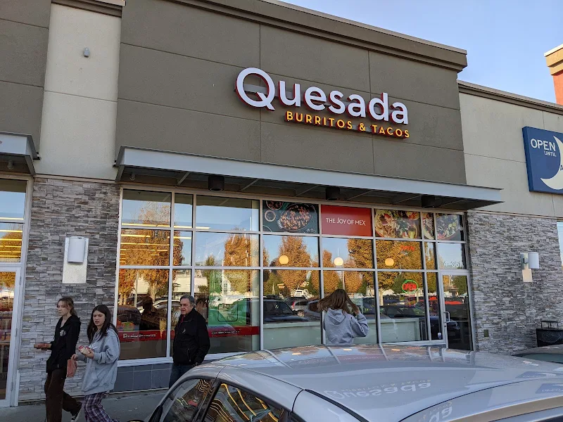 Quesada Burritos & Tacos