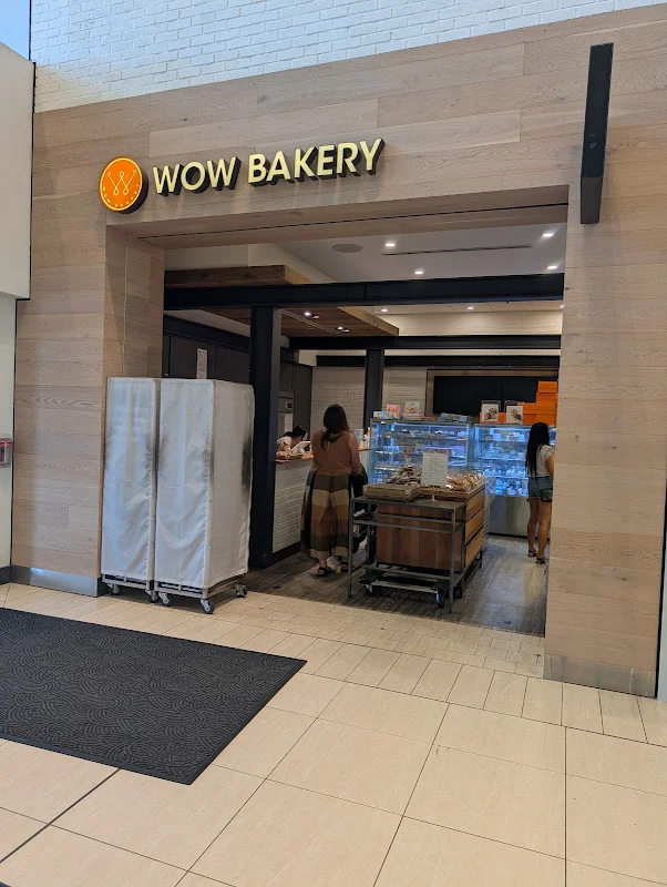 WOW Bakery (CF Chinook Centre)