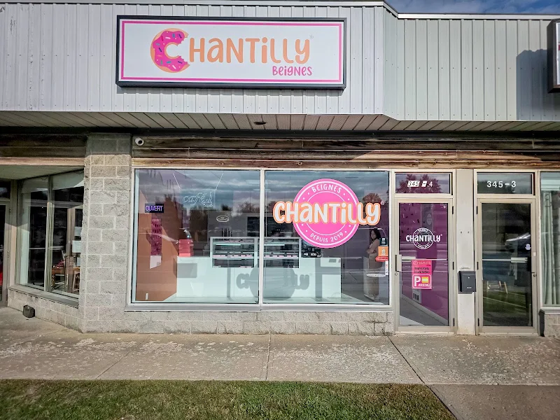 Chantilly Beignes