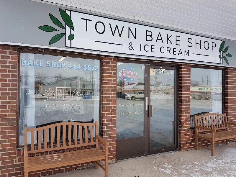Town Bake Shop & Ice Cream