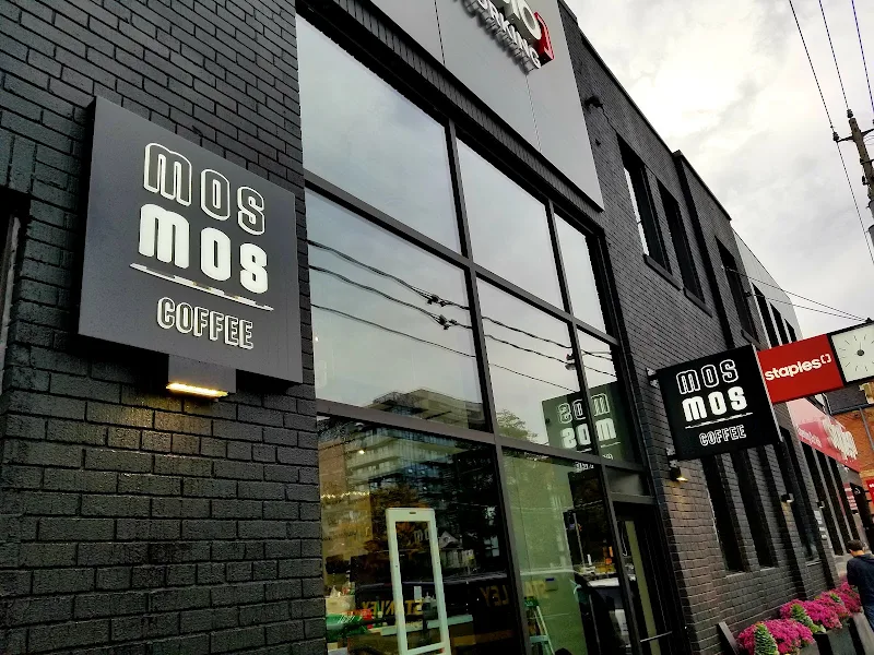 Mos Mos Coffee