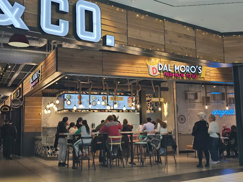 Dal Moro’s Upper Canada Mall | Fresh Pasta To Go