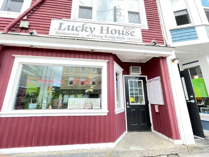 Lucky House Restaurant