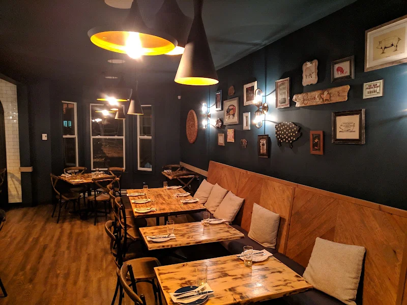 Chinched Deli