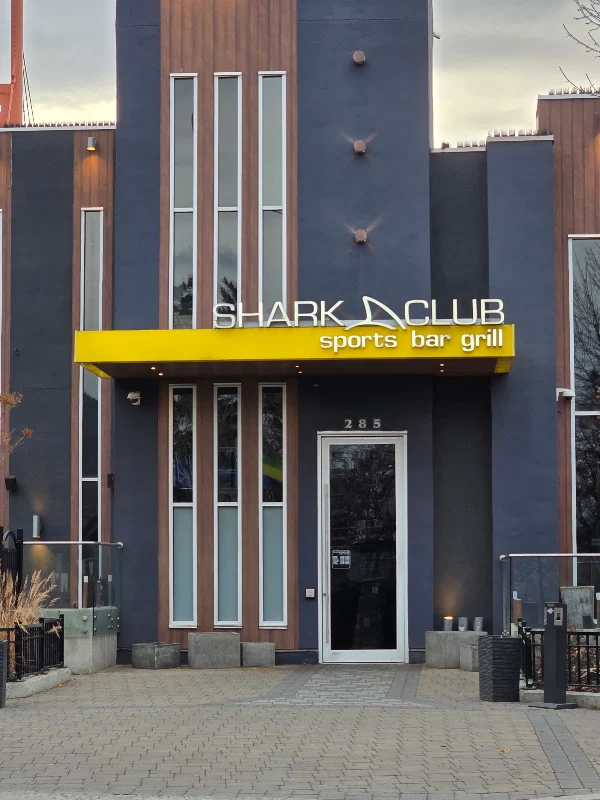 Shark Club Sports Bar & Grill