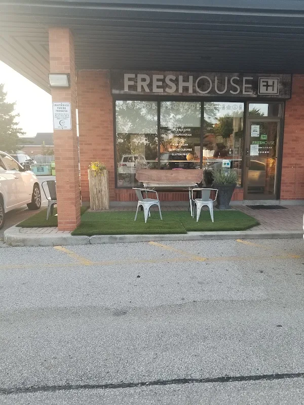 Freshouse Food and Juice Bar