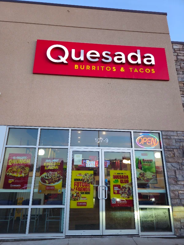 Quesada Burritos & Tacos