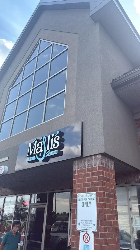 Majlis Cafe & Lounge