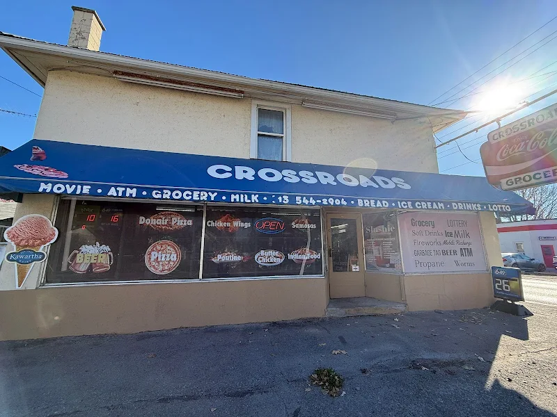 Crossroads Country store pizza store