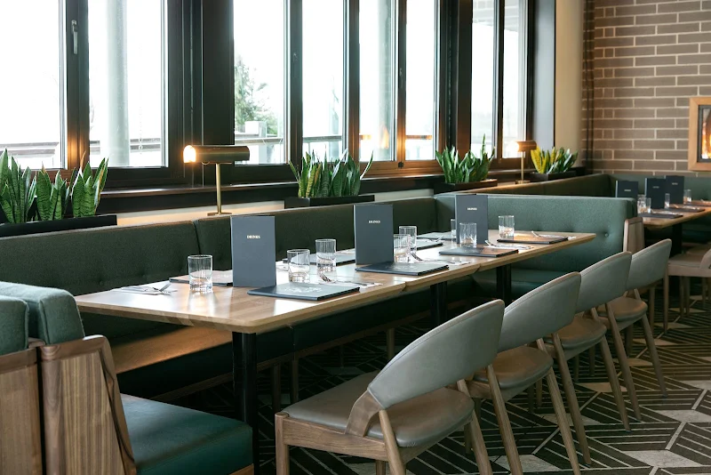 Earls Kitchen + Bar