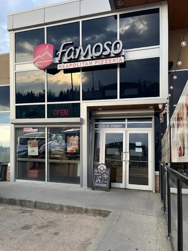 Famoso Italian Pizzeria - Namao Centre