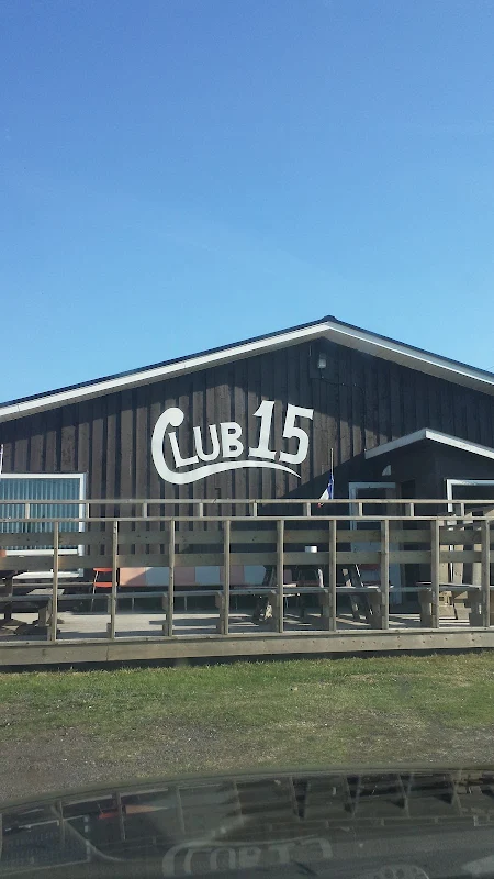 Club 15 sports bar and grill
