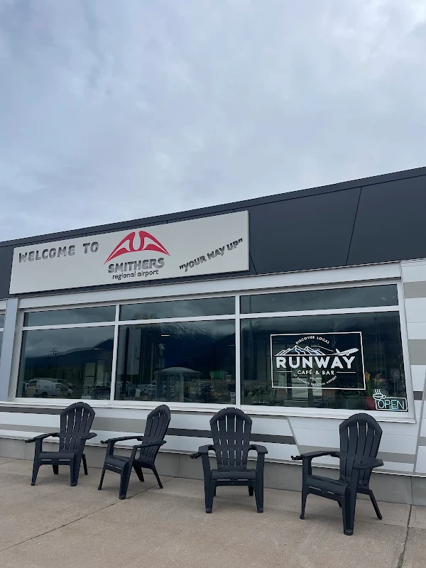 Runway Café and Bar