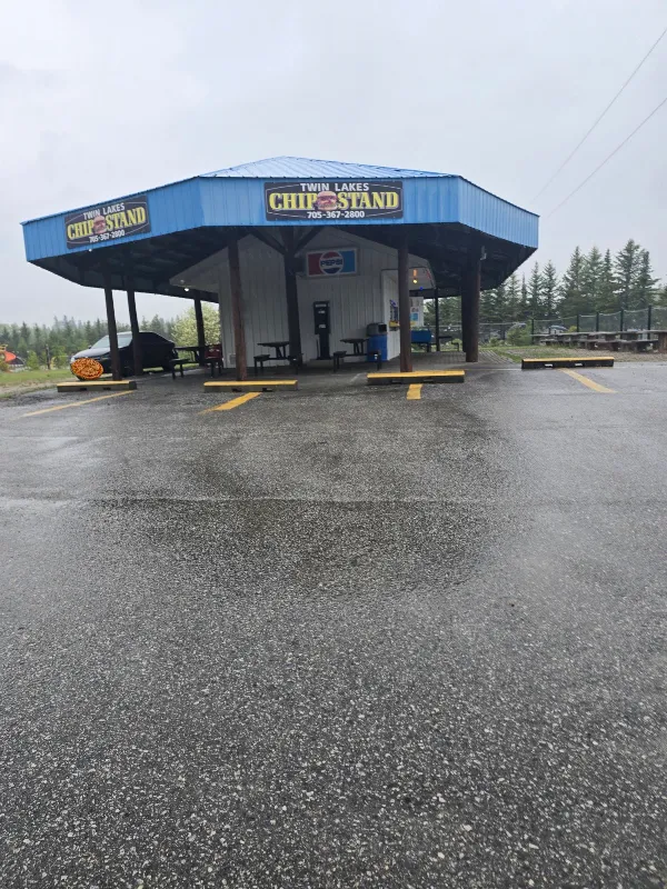 Twin Lakes Chip Stand