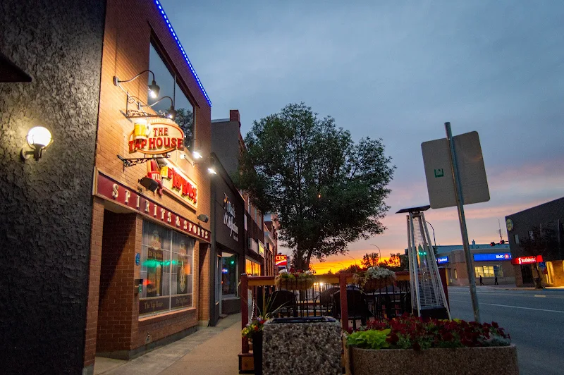 Willy's The Tap House