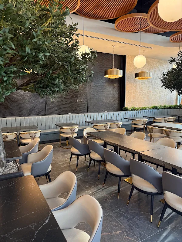 Cafe Med Restaurant & Shisha Lounge 11 Avenue