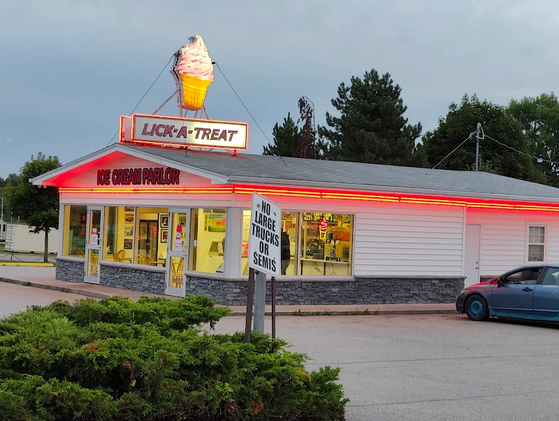 A & K Lick-A-Treat
