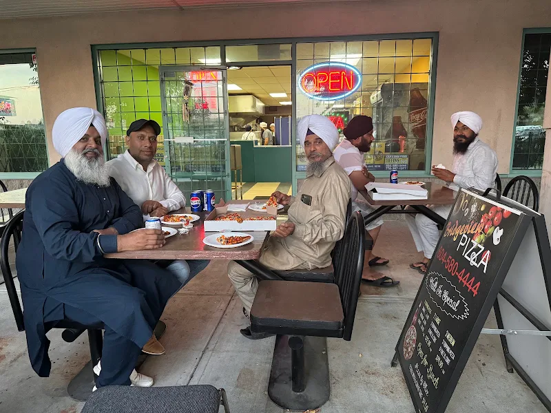Kaur & Singh Foods & Pizza