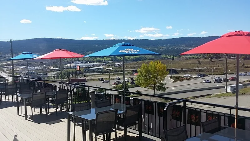 Overlander Pub