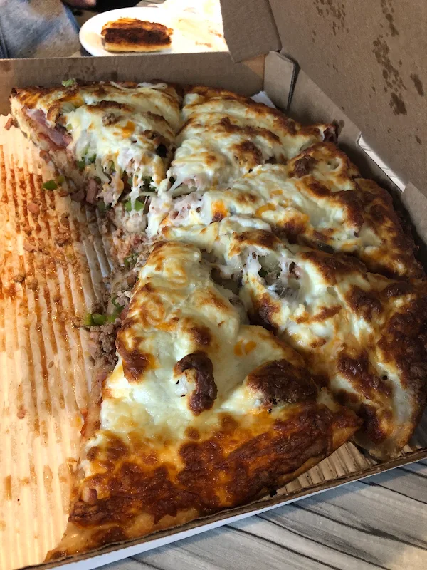 CJ'S Pizza